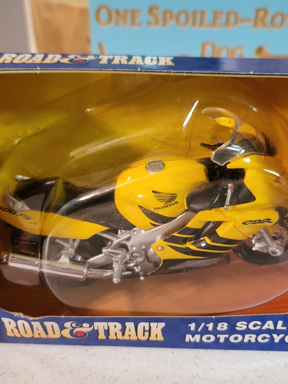 Maisto 1:18 Scale Honda CBL 600F Yellow Diecast Motorcycle Model Bike New in Box